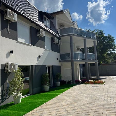 Big House Otel Petrovaradin Dış mekan fotoğraf