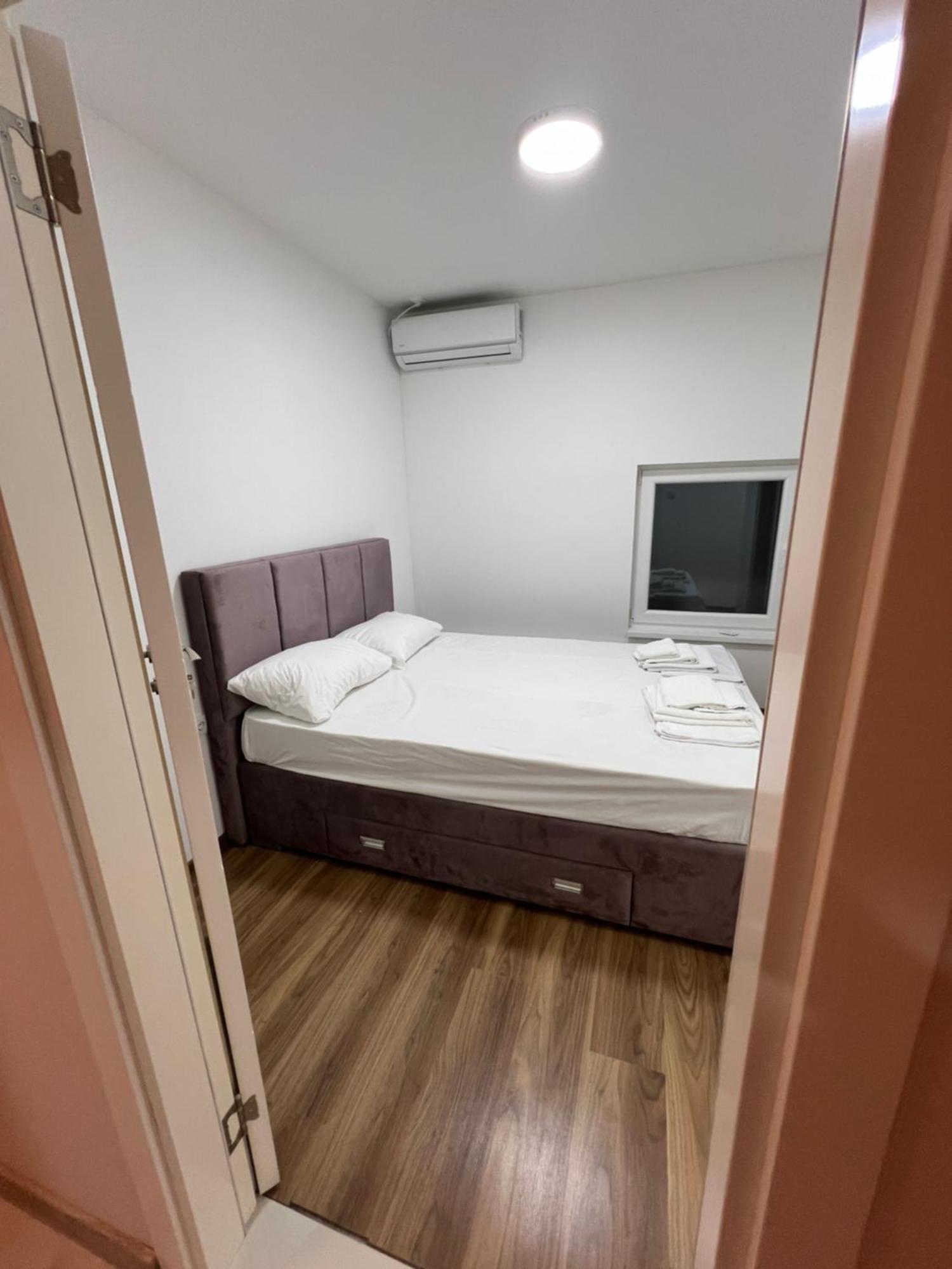 Big House Otel Petrovaradin Dış mekan fotoğraf